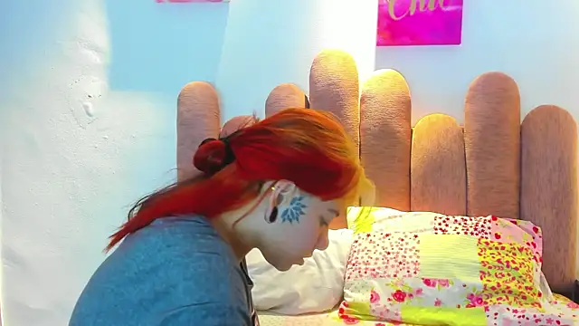 Lily666  online show from September 19, 2025, 1:37 pm