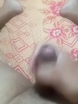 Snapshot of Antony_br chatting on February 13, 2026, 2:33 am Antony br online show from February 13, 2026, 2:33 am