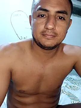 Snapshot of Geral_Yeraldyn09 chatting on October 10, 2025, 12:55 am Geral Yeraldyn09 online show from October 10, 2025, 12:55 am