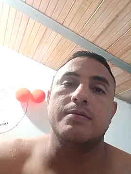 Snapshot of Geral_Yeraldyn09 chatting on September 20, 2025, 1:43 am Geral Yeraldyn09 online show from September 20, 2025, 1:43 am