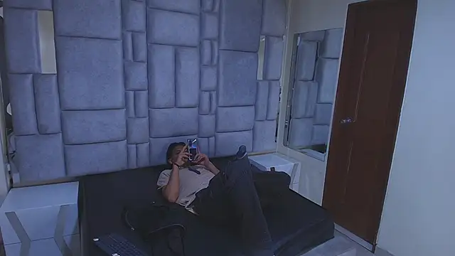 Dom venena online show from December 21, 2025, 7:04 pm