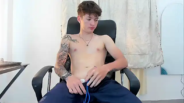 Snapshot of jake_kylee chatting on September 10, 2025, 7:46 pm jake kylee online show from September 10, 2025, 7:46 pm