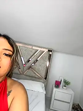 Snapshot of ashley-swift- chatting on September 29, 2025, 6:53 am ashley-swift- online show from September 29, 2025, 6:53 am