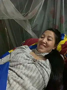 Snapshot of Huong-Ly chatting on November 3, 2025, 2:39 am Huong-Ly online show from November 3, 2025, 2:39 am