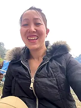 Snapshot of Huong-Ly chatting on January 11, 2026, 3:02 am Huong-Ly online show from January 11, 2026, 3:02 am