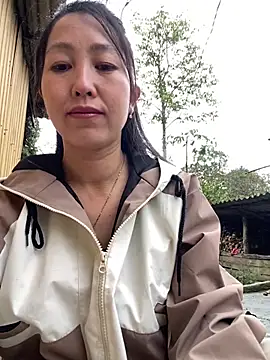 Snapshot of Huong-Ly chatting on February 25, 2026, 2:34 am Huong-Ly online show from February 25, 2026, 2:34 am