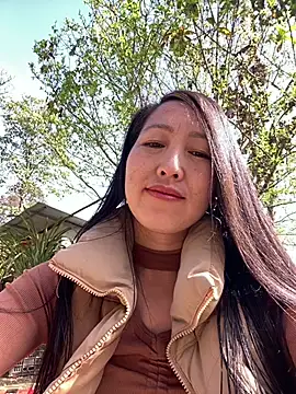 Snapshot of Huong-Ly chatting on February 6, 2026, 2:51 am Huong-Ly online show from February 6, 2026, 2:51 am