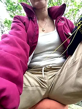 Snapshot of Huong-Ly chatting on February 24, 2026, 1:50 am Huong-Ly online show from February 24, 2026, 1:50 am