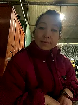 Snapshot of Huong-Ly chatting on January 7, 2026, 1:43 am Huong-Ly online show from January 7, 2026, 1:43 am