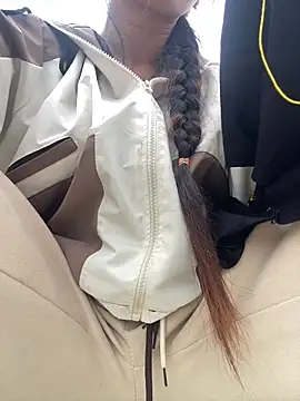 Snapshot of Huong-Ly chatting on February 22, 2026, 7:33 am Huong-Ly online show from February 22, 2026, 7:33 am