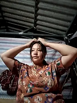 MuiNay online show from November 10, 2025, 12:21 pm