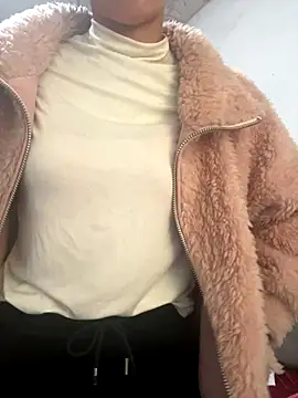 crhong666 online show from December 2, 2025, 12:22 am