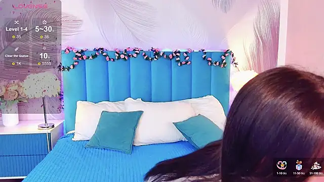 Snapshot of kimberlyy77 chatting on October 17, 2025, 6:39 am kimberlyy77 online show from October 17, 2025, 6:39 am