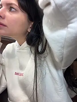 Snapshot of kimberlyy77 chatting on September 21, 2025, 6:07 am kimberlyy77 online show from September 21, 2025, 6:07 am