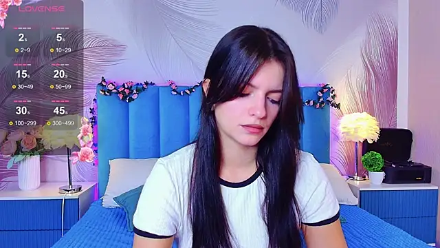 Snapshot of kimberlyy77 chatting on October 12, 2025, 6:37 am kimberlyy77 online show from October 12, 2025, 6:37 am