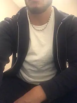 Snapshot of lewis91 chatting on October 29, 2025, 9:47 pm lewis91 online show from October 29, 2025, 9:47 pm