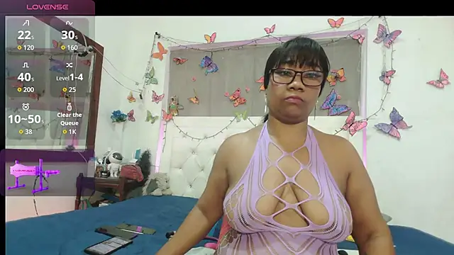 Snapshot of yhazan_blake88 chatting on October 24, 2025, 4:22 am yhazan blake88 online show from October 24, 2025, 4:22 am