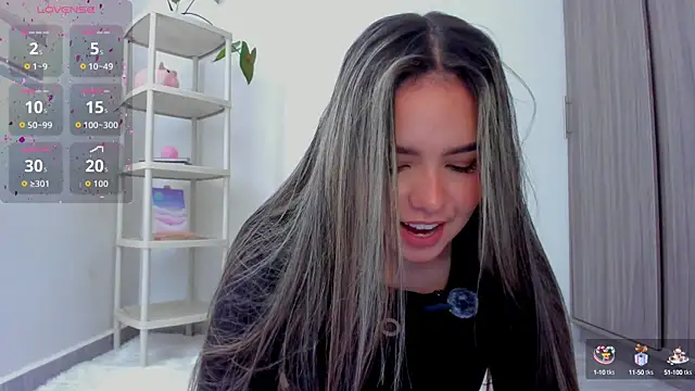 Alana Banana  online show from September 20, 2025, 3:28 pm