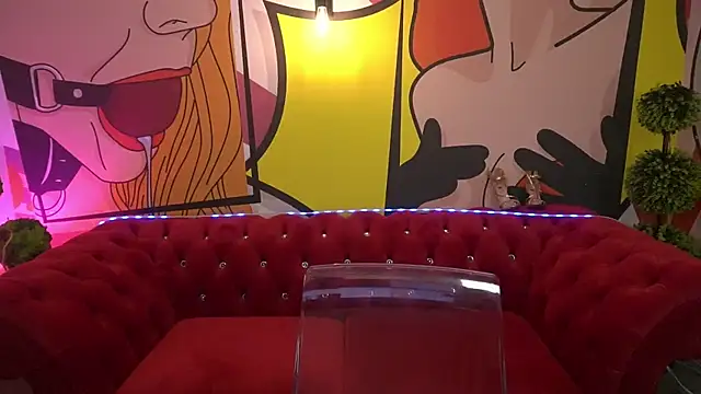 Snapshot of PussyOnLuck chatting on October 6, 2025, 7:03 pm PussyOnLuck online show from October 6, 2025, 7:03 pm