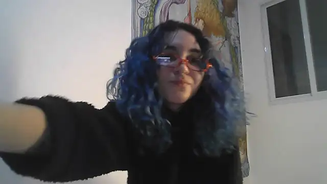 peetitefairy online show from July 30, 2026, 5:39 am
