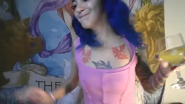 Snapshot of peetitefairy chatting on February 27, 2026, 3:18 am peetitefairy online show from February 27, 2026, 3:18 am