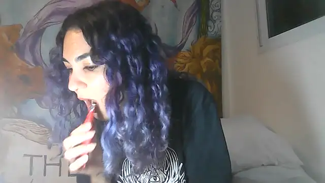 peetitefairy online show from July 18, 2026, 4:43 am