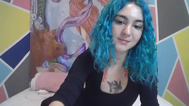 Snapshot of peetitefairy chatting on October 5, 2025, 6:26 am peetitefairy online show from October 5, 2025, 6:26 am