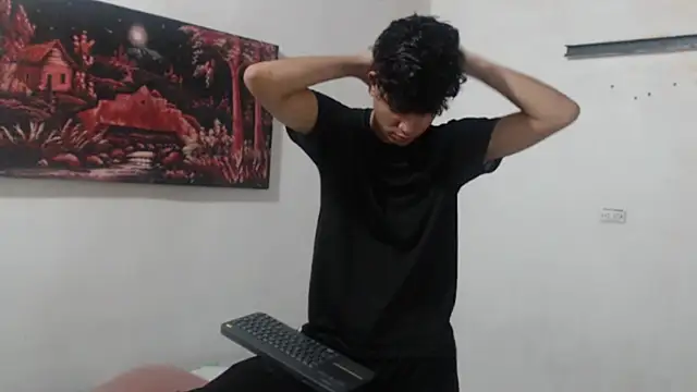 alice julls online show from September 26, 2025, 7:43 pm