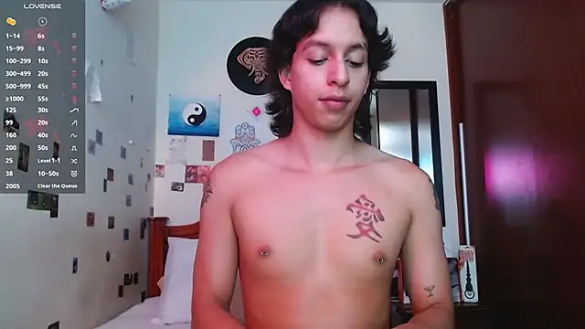 DannyPhantom555 online show from October 24, 2025, 4:50 pm