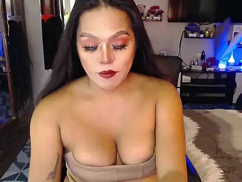 Queen Angela6 online show from September 10, 2025, 9:36 pm
