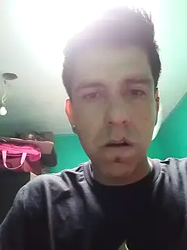 Snapshot of TragicAirplane168 chatting on September 27, 2025, 4:46 pm TragicAirplane168 online show from September 27, 2025, 4:46 pm