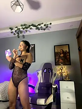 Snapshot of hannachris- chatting on September 14, 2025, 11:16 pm hannachris- online show from September 14, 2025, 11:16 pm