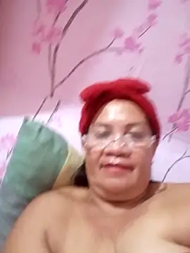 vickyhot1966 online show from September 25, 2025, 10:38 pm