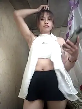 Snapshot of Dung-Thao19 chatting on October 24, 2025, 12:26 pm Dung-Thao19 online show from October 24, 2025, 12:26 pm