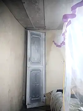 Snapshot of Dung-Thao19 chatting on October 31, 2025, 1:52 pm Dung-Thao19 online show from October 31, 2025, 1:52 pm