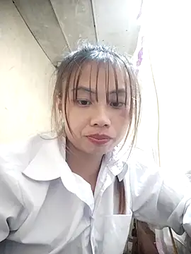 Snapshot of Dung-Thao19 chatting on October 18, 2025, 12:29 pm Dung-Thao19 online show from October 18, 2025, 12:29 pm