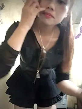 Snapshot of Dung-Thao19 chatting on October 29, 2025, 1:48 am Dung-Thao19 online show from October 29, 2025, 1:48 am