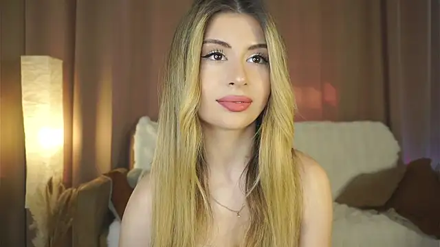 Snapshot of GeorginaHarn chatting on July 1, 2026, 8:03 am GeorginaHarn online show from July 1, 2026, 8:03 am