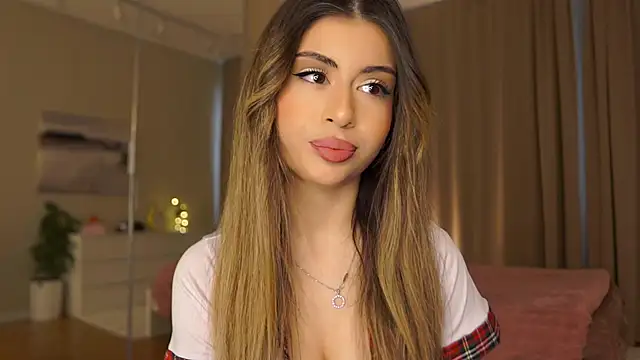 GeorginaHarn online show from February 11, 2026, 8:03 am