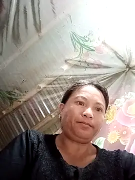 Love-Mama33 online show from September 26, 2025, 11:22 pm