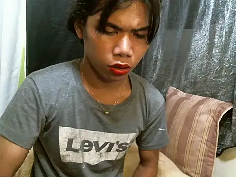 Snapshot of alezandraxx chatting on October 15, 2025, 11:13 pm alezandraxx online show from October 15, 2025, 11:13 pm