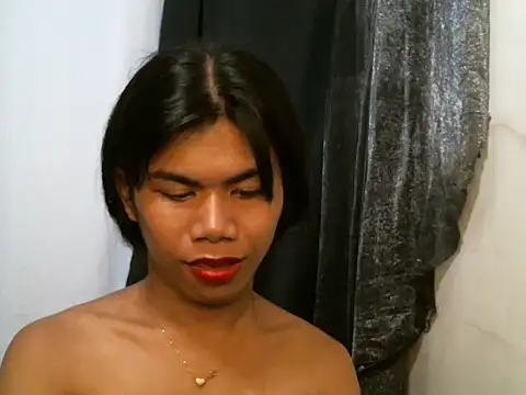 Snapshot of alezandraxx chatting on October 4, 2025, 4:36 am alezandraxx online show from October 4, 2025, 4:36 am