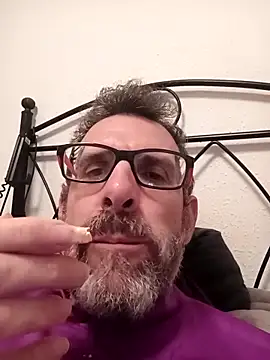 gigolobcn online show from March 4, 2026, 5:53 pm