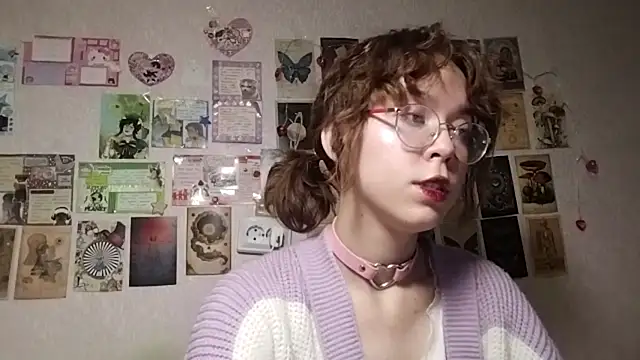 Snapshot of Ieadership chatting on September 26, 2025, 8:05 pm Ieadership online show from September 26, 2025, 8:05 pm