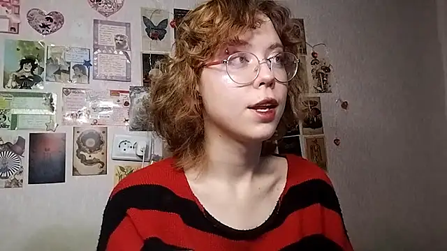 Snapshot of Ieadership chatting on October 17, 2025, 1:24 pm Ieadership online show from October 17, 2025, 1:24 pm