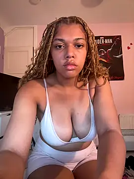 Sexxy S online show from September 10, 2025, 6:07 pm