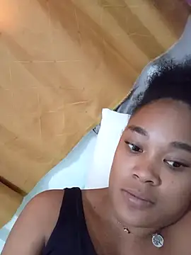 Snapshot of dahian_charlote02 chatting on October 17, 2025, 4:20 pm dahian charlote02 online show from October 17, 2025, 4:20 pm