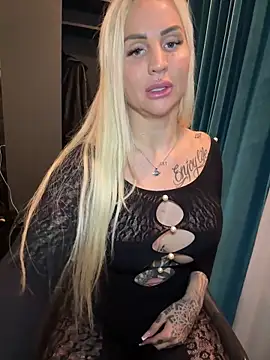 CoraDiamond online show from February 27, 2026, 11:48 pm