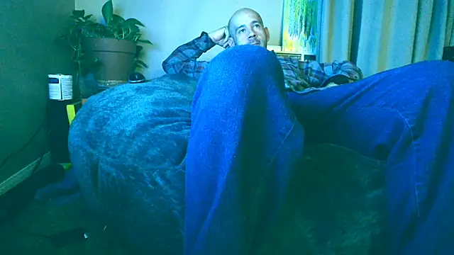 LeeCox online show from February 12, 2025, 4:54 am