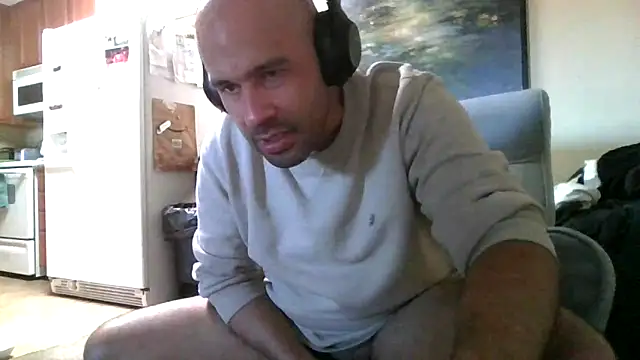 LeeCox online show from February 2, 2025, 6:31 pm